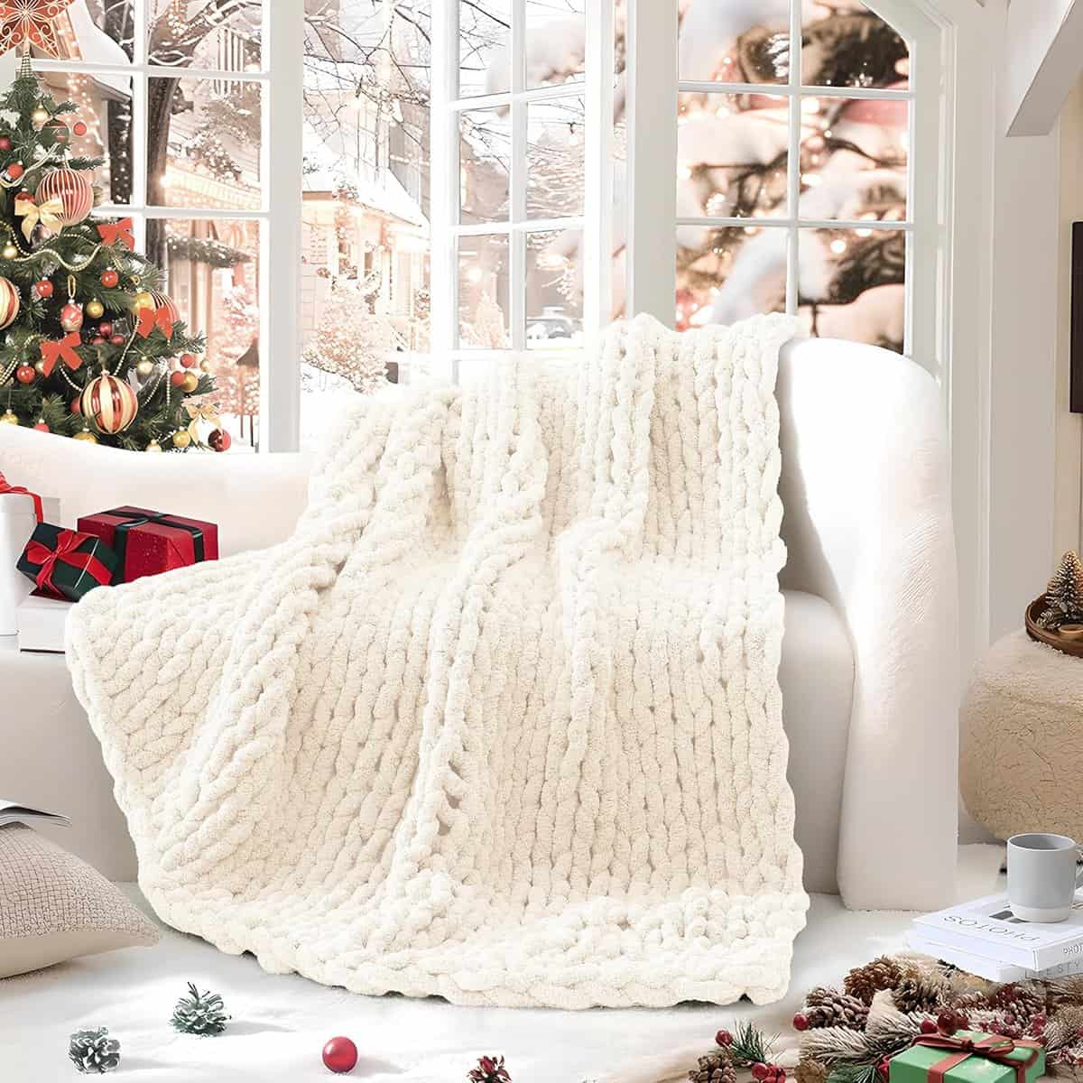 Cream White Chunky Knit Blanket Throw