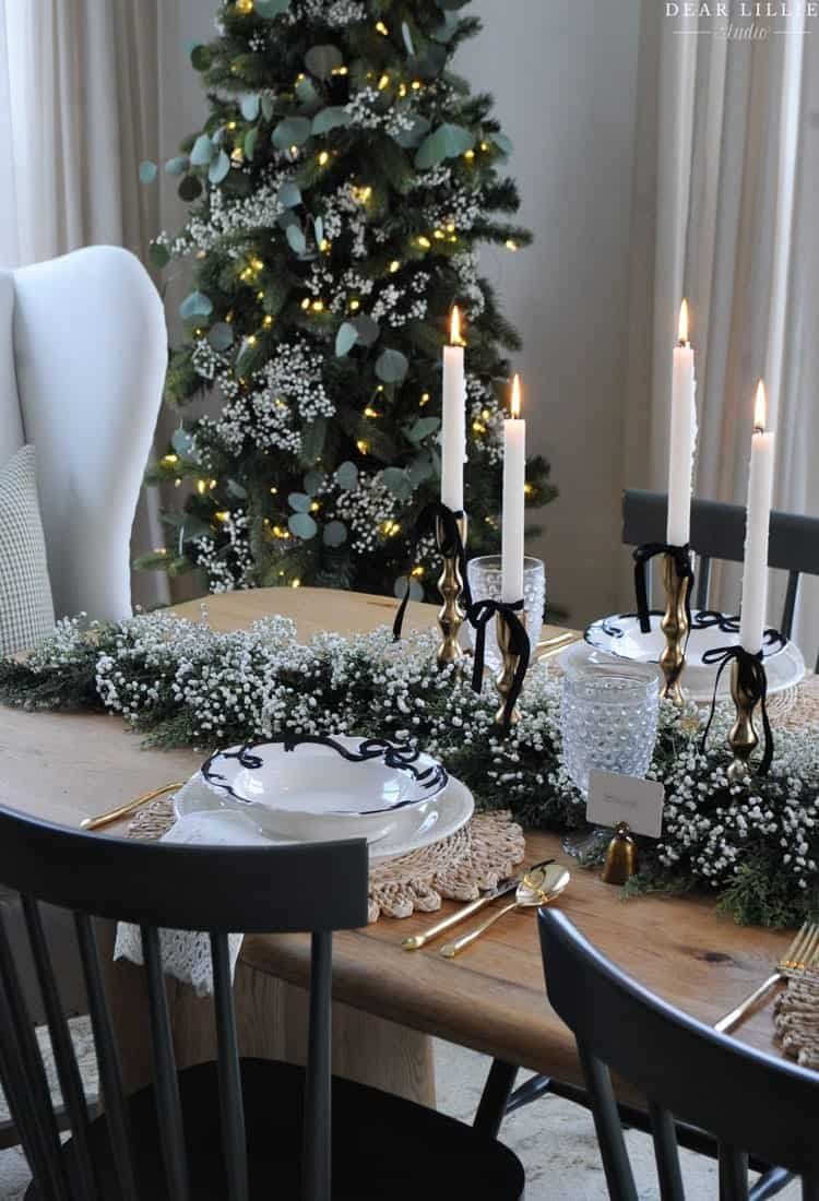Black and white Christmas table