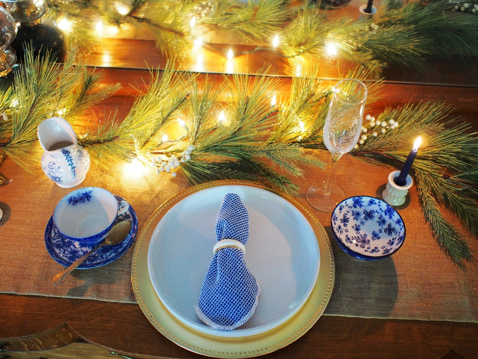 Blue and white Christmas table