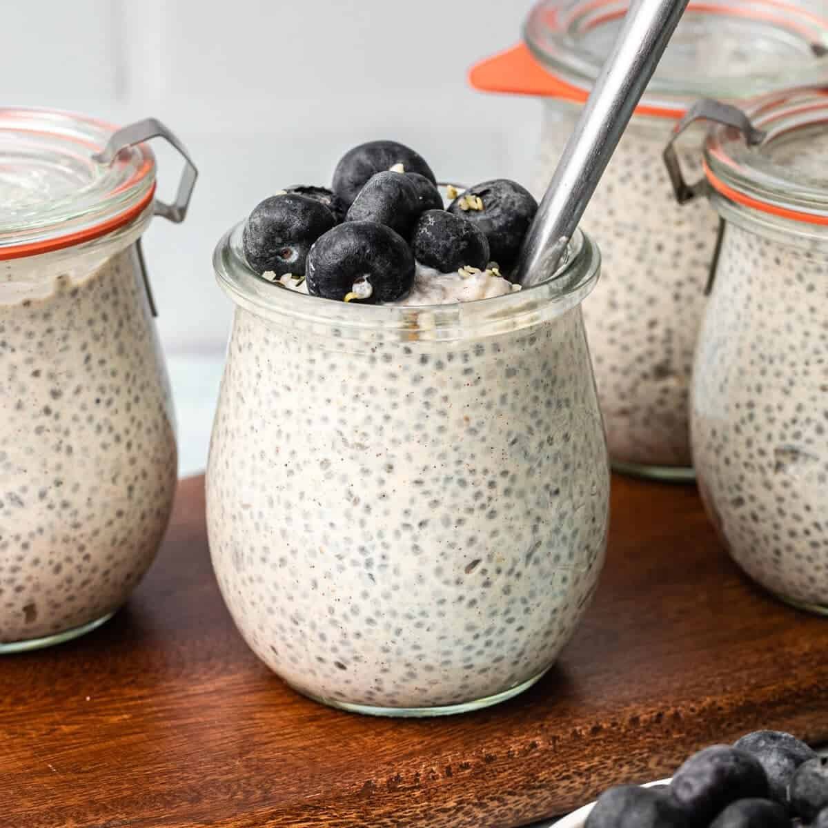 Vegan high protein chia pudding without protein powder