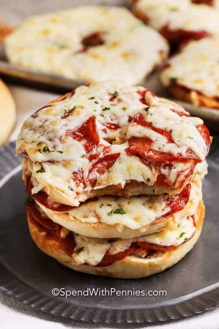 Homemade pizza bagels after school snack idea for kids
