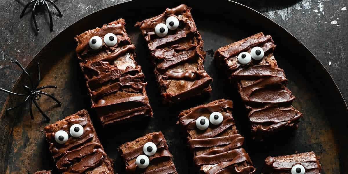 13 Easy Halloween Treats That Are Spooky Cute