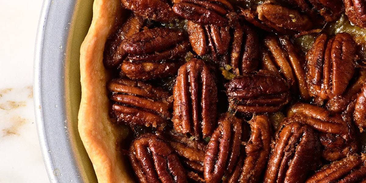 15 Easy Thanksgiving Desserts That Aren’t Just Pumpkin Pie